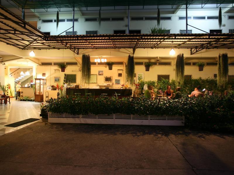Rajata Hotel Bangkok Eksteriør billede